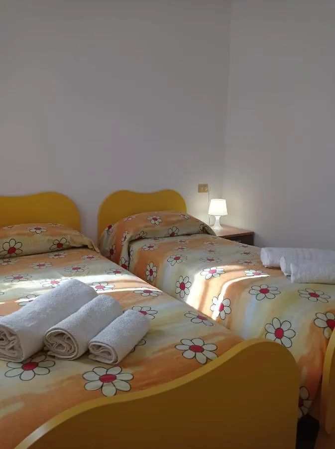 Casa Vacanze Borgo Gulini Da Anna Petralia Soprana